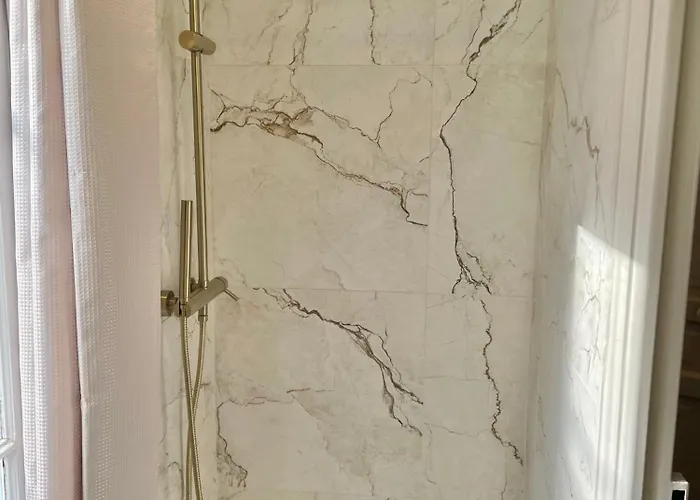 아파트 Elise Passy *